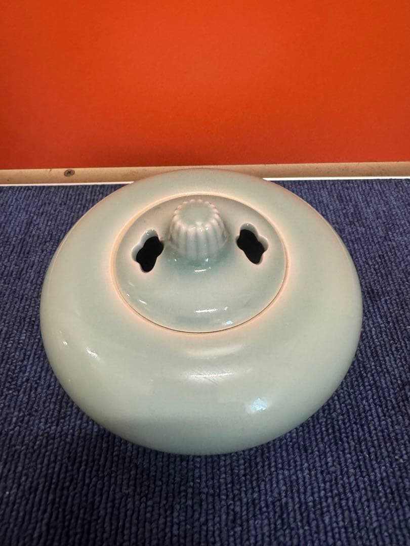 2013 青磁　香炉