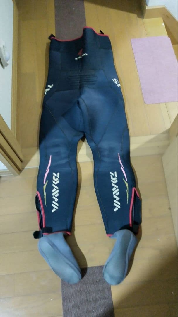 ダイワ スペシャル　4007　ドライタイツ