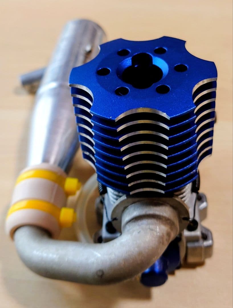 美品！OS MAX RZ-21エンジン クラッチ一式 マフラー マニ付