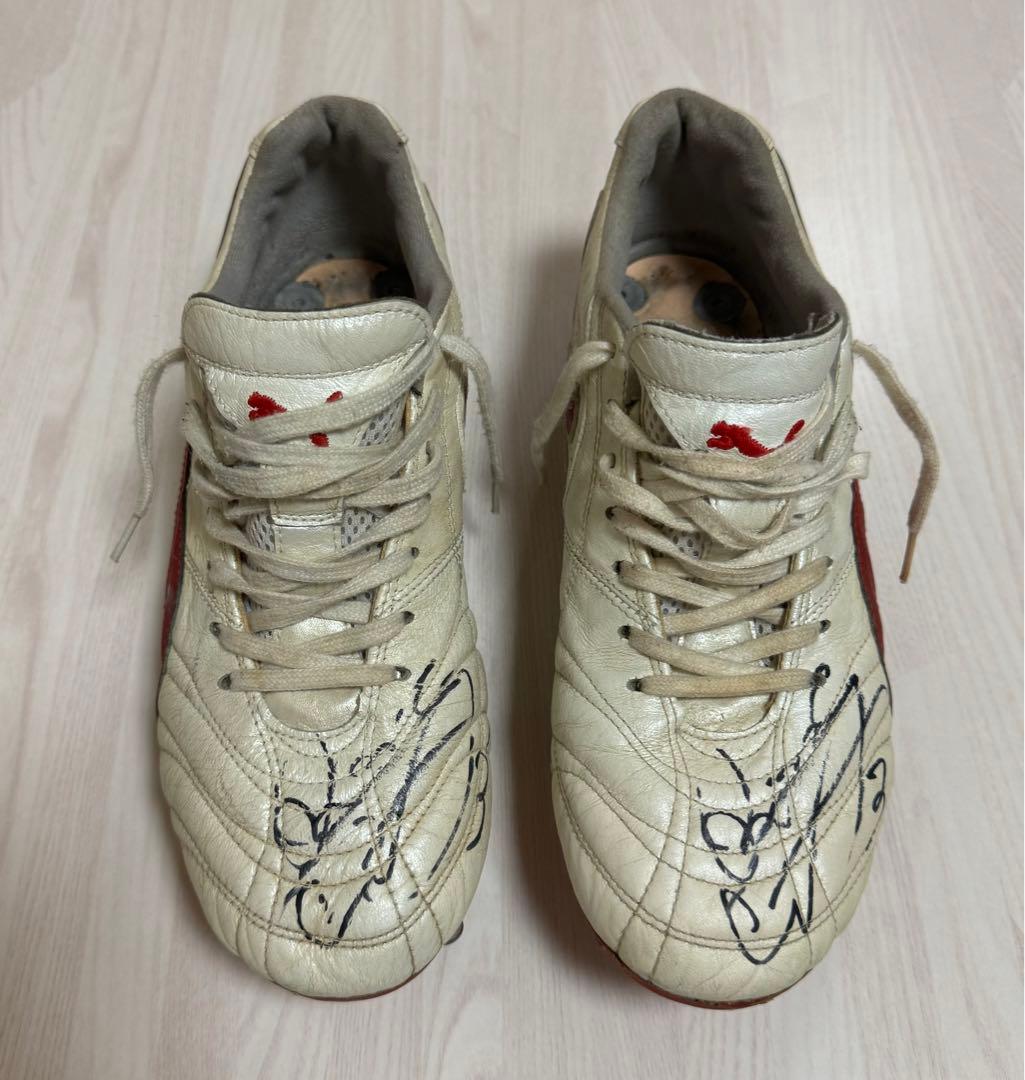 浦和レッズ 宇賀神友弥 サイン入り PUMA スパイク