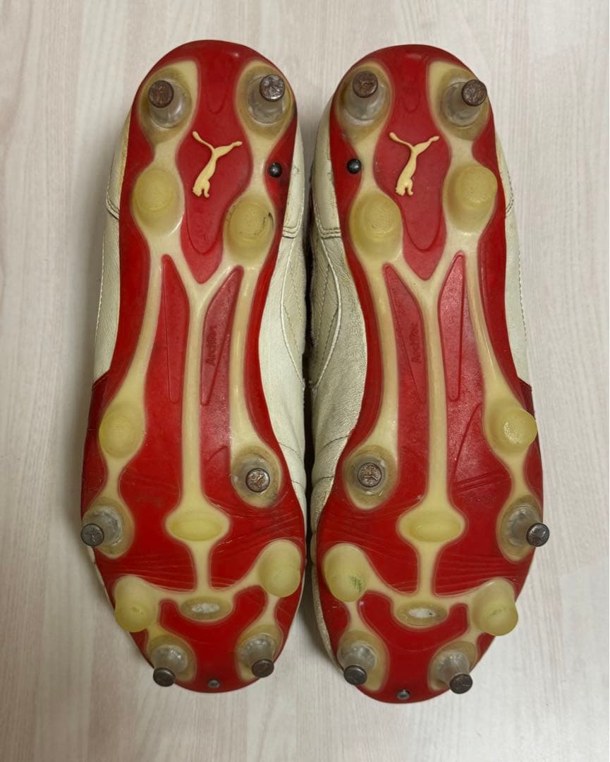 浦和レッズ 宇賀神友弥 サイン入り PUMA スパイク