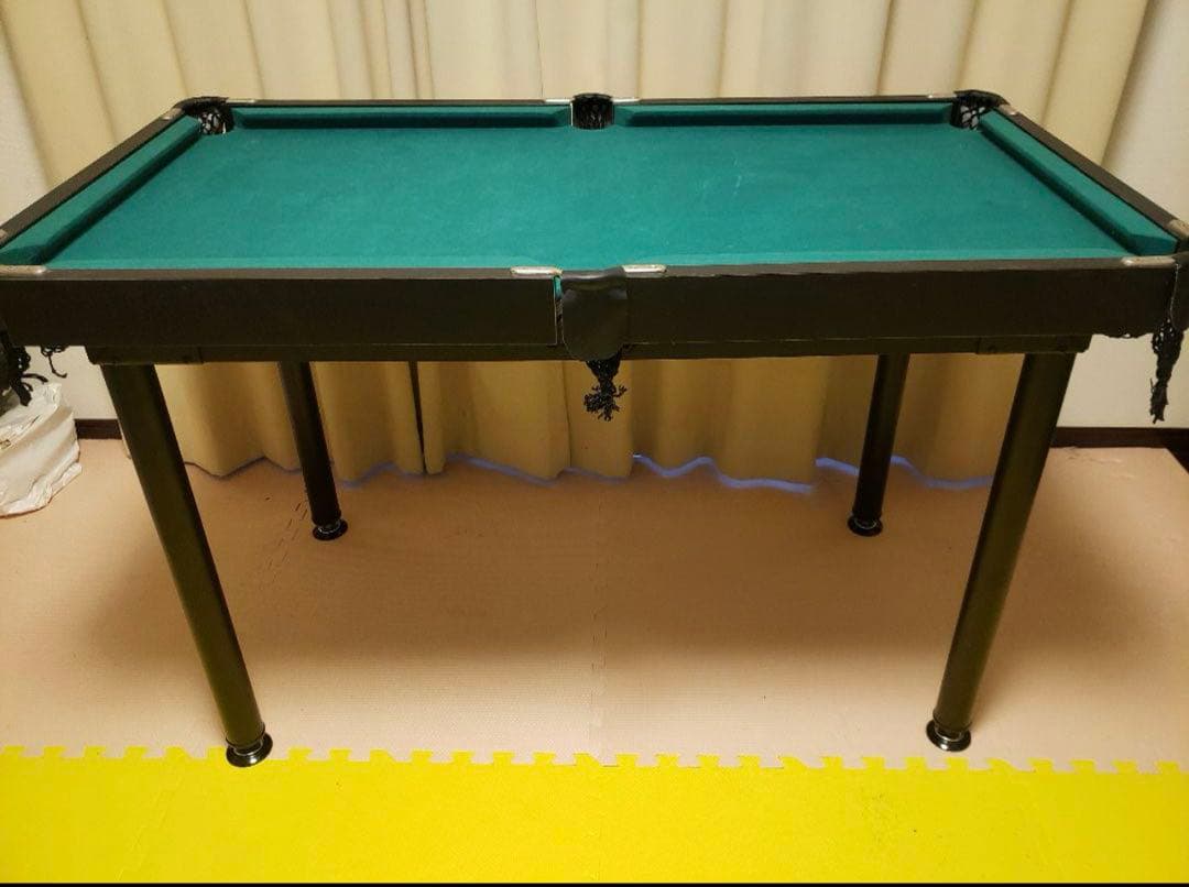 ビリヤードテーブルとゲームセット