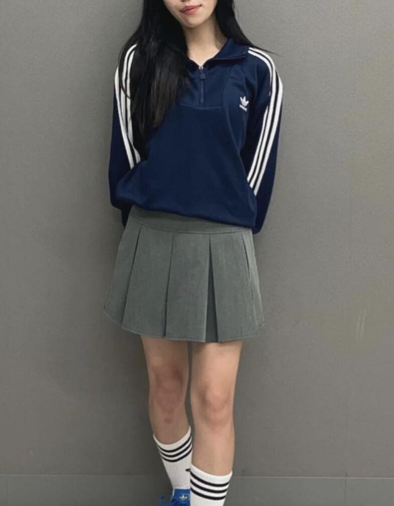 ☆アディダス ファンネルネックトラックトップ　ジャージ iz4805 XL