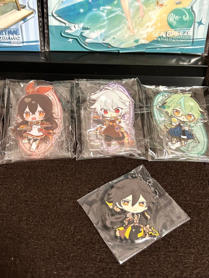 原神 アクリルスタンド  ジン　バーバラ　スイパラ　アクスタ　カプセルストラップ