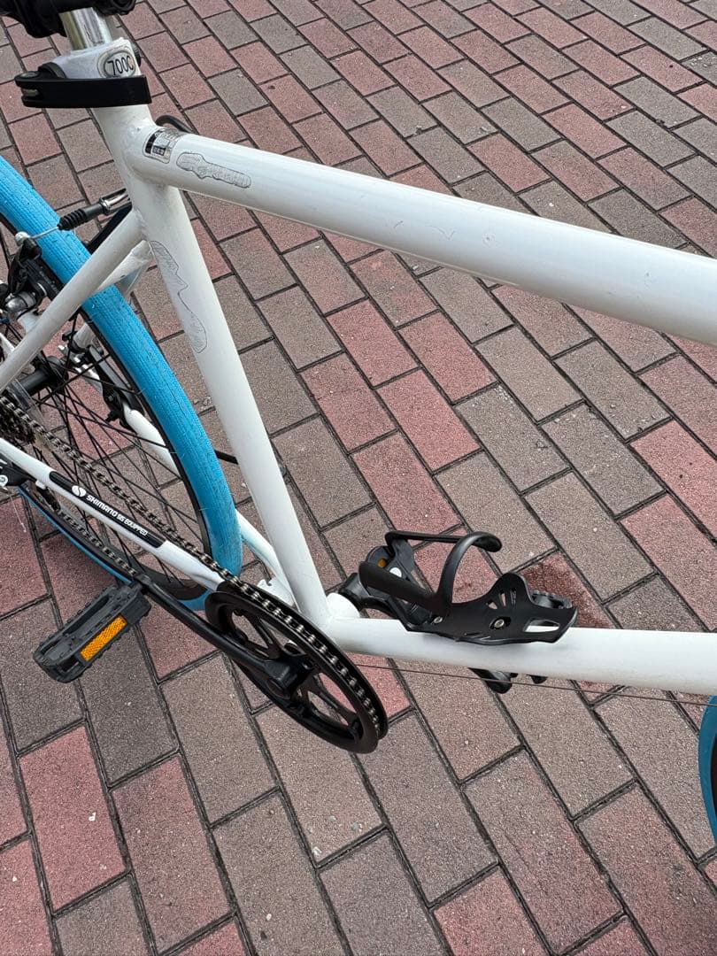 カラフル・クロスバイク(700c)関西圏内、個人配達致します。(交通費のみ)