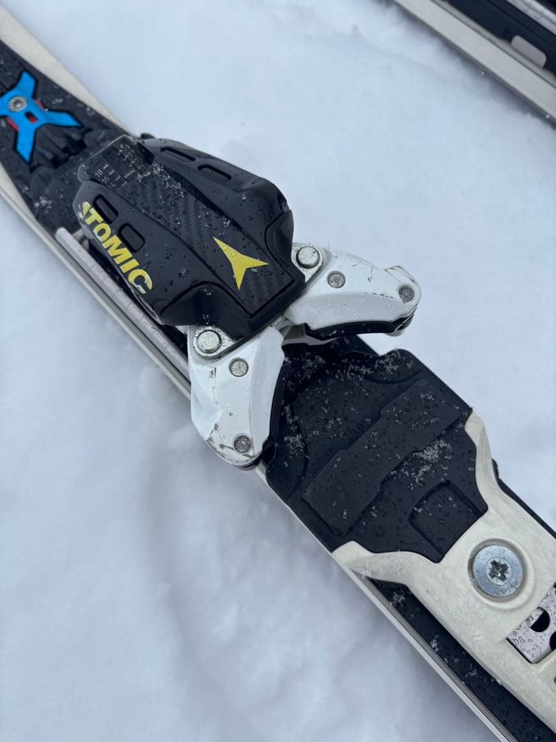 186cm アトミック レッドスター ATOMIC REDSTER GS