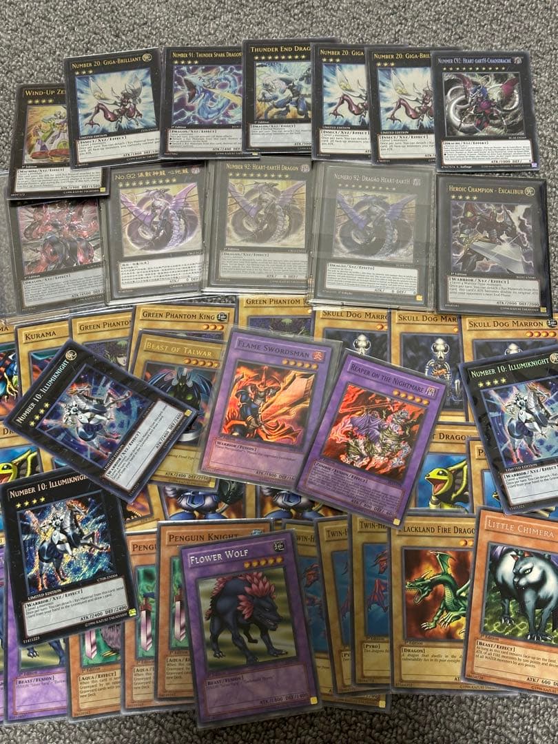 本日特価！遊戯王OCG 引退品 旧アジア 英語版レリーフ