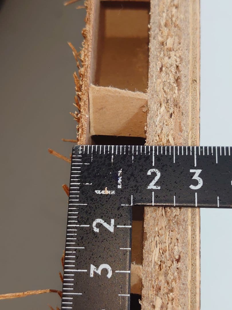 【其の36】中古テーブルを加工するパチスロ実機を2台置く台（シンプルスタンド）