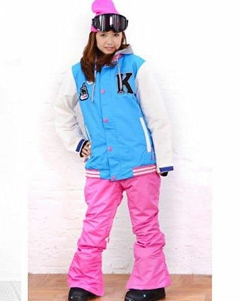 ハローキティスノーボードウェア
