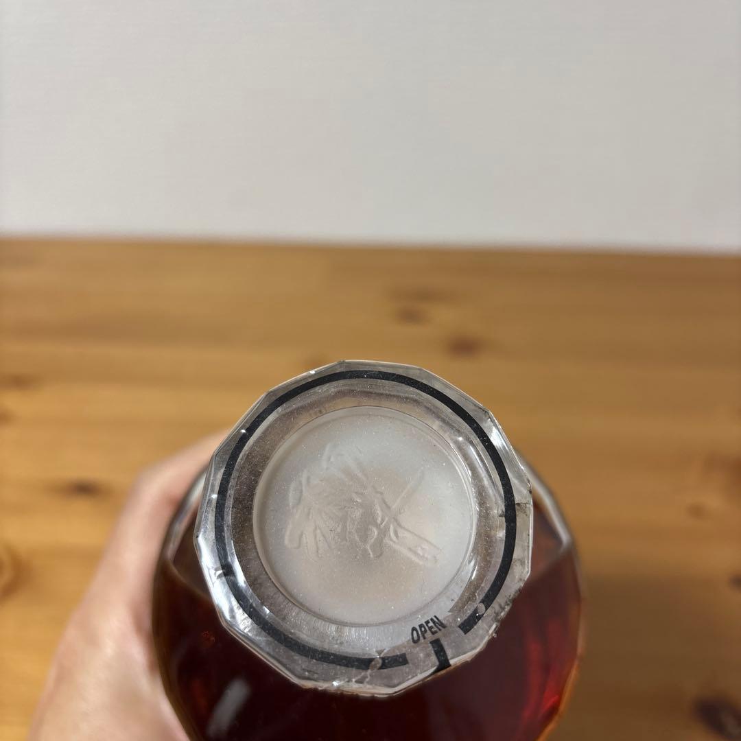 サントリーウイスキー　響17年　裏ゴールドラベル　箱無し　未開栓　終売品 ❼