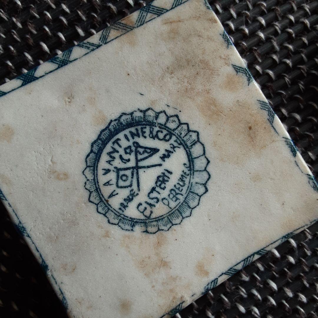 古い陶磁器小箱/幕末明治化粧香水瓶/日本富士山水画小物道具入/里帰り水滴根付