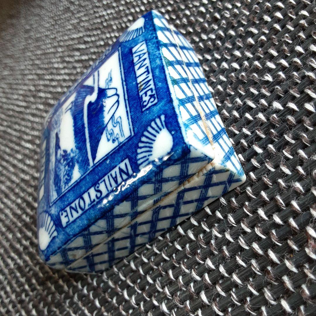 古い陶磁器小箱/幕末明治化粧香水瓶/日本富士山水画小物道具入/里帰り水滴根付