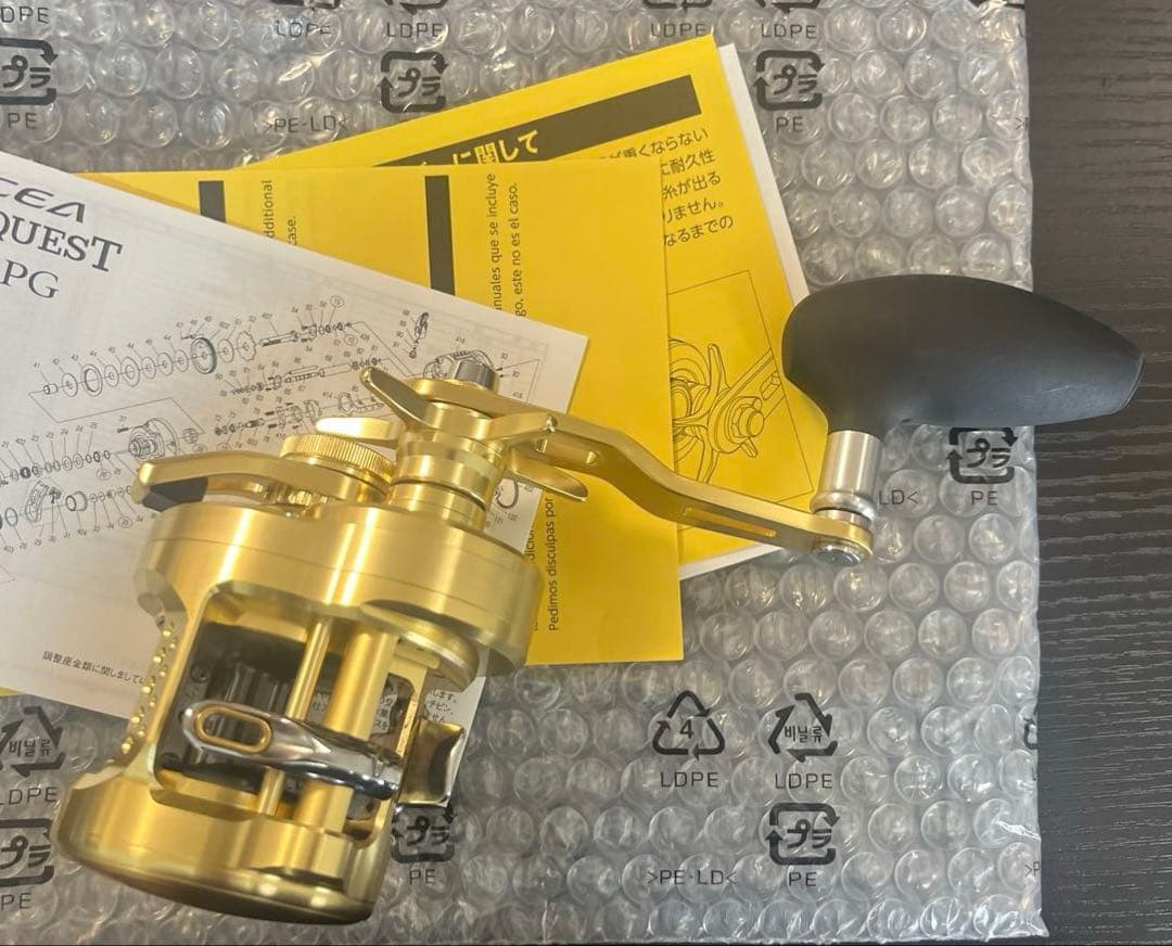 【新品未使用】シマノ 22 オシア コンクエスト 301PG 左ハンドル