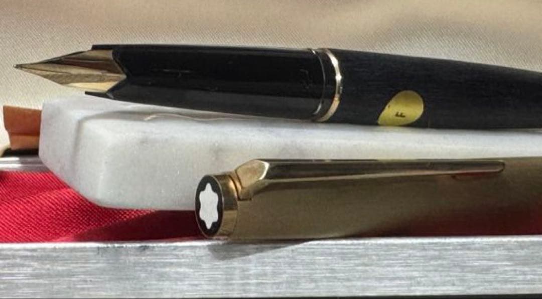 【新品未使用】モンブランNo224 万年筆（高級ケース付き）