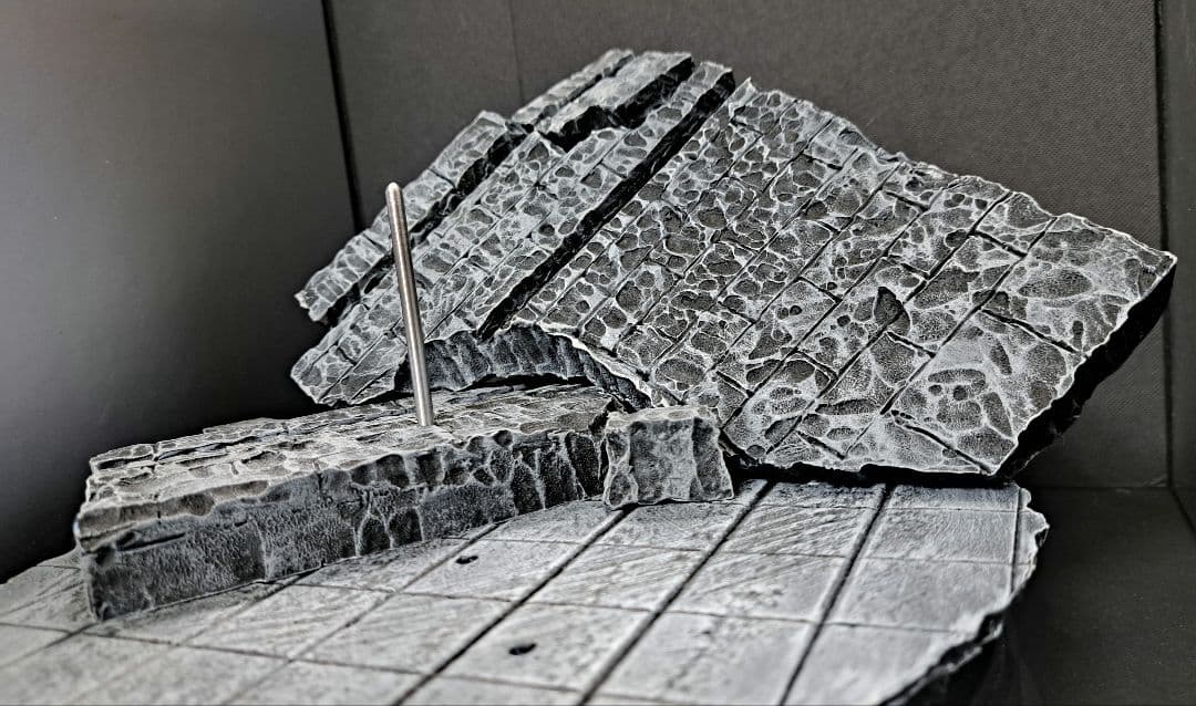 モンハン　リオレウス希少種&リオレイア希少種　フィギュア　+　ジオラマ台座②