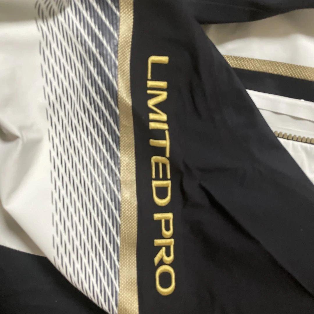 シマノ　リミテッドプロ　ゴアテックスレインスーツ R-112S BBXホワイト