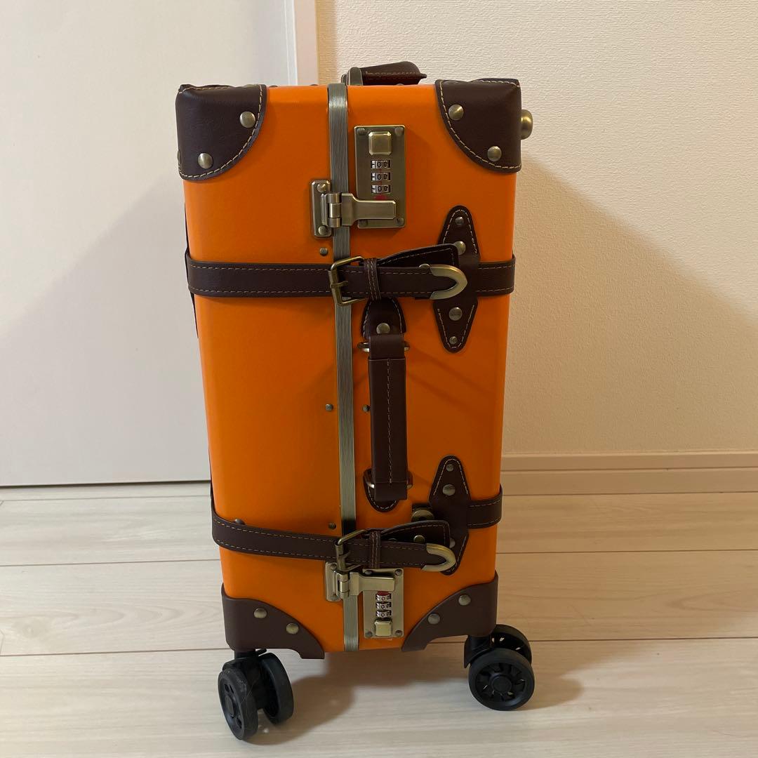 キャリーケース　トランク　スーツケース　オレンジ　旅行　おしゃれ　可愛い　高級