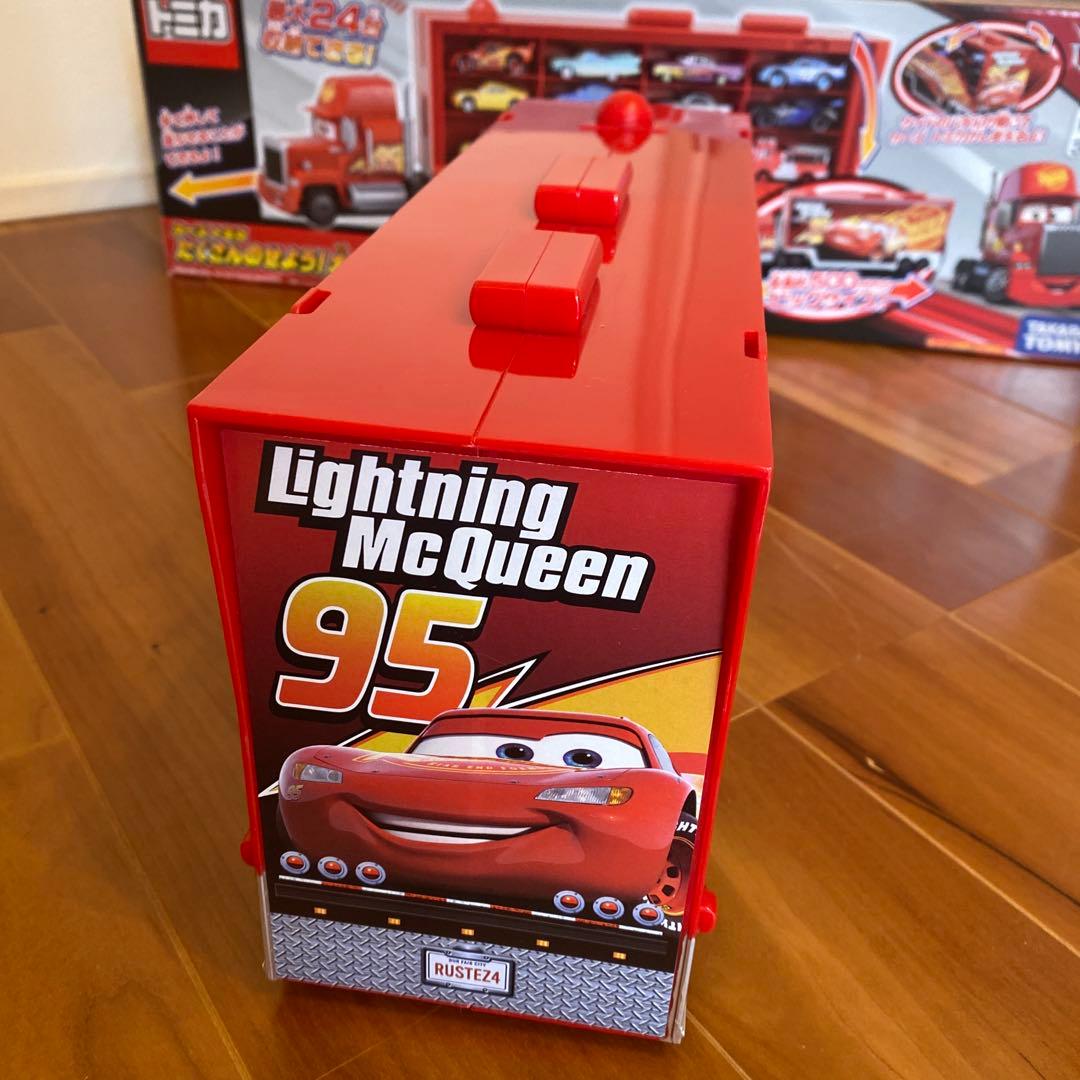 カーズ　トミカ　たくさんのせよう！大きなマック カーズ3タイプ 廃盤品