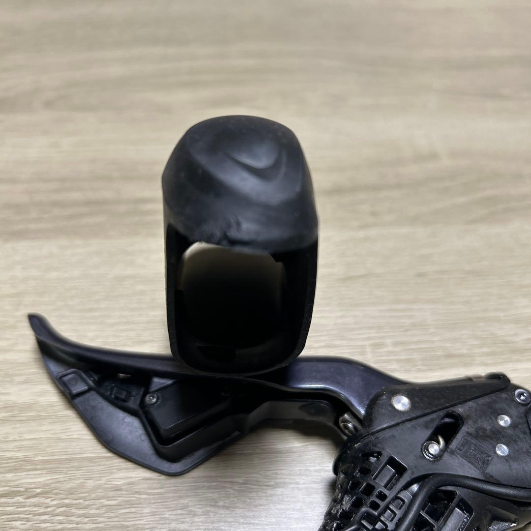 SHIMANO シマノ　アルテグラ　右のみ　ST-R8070 Di2