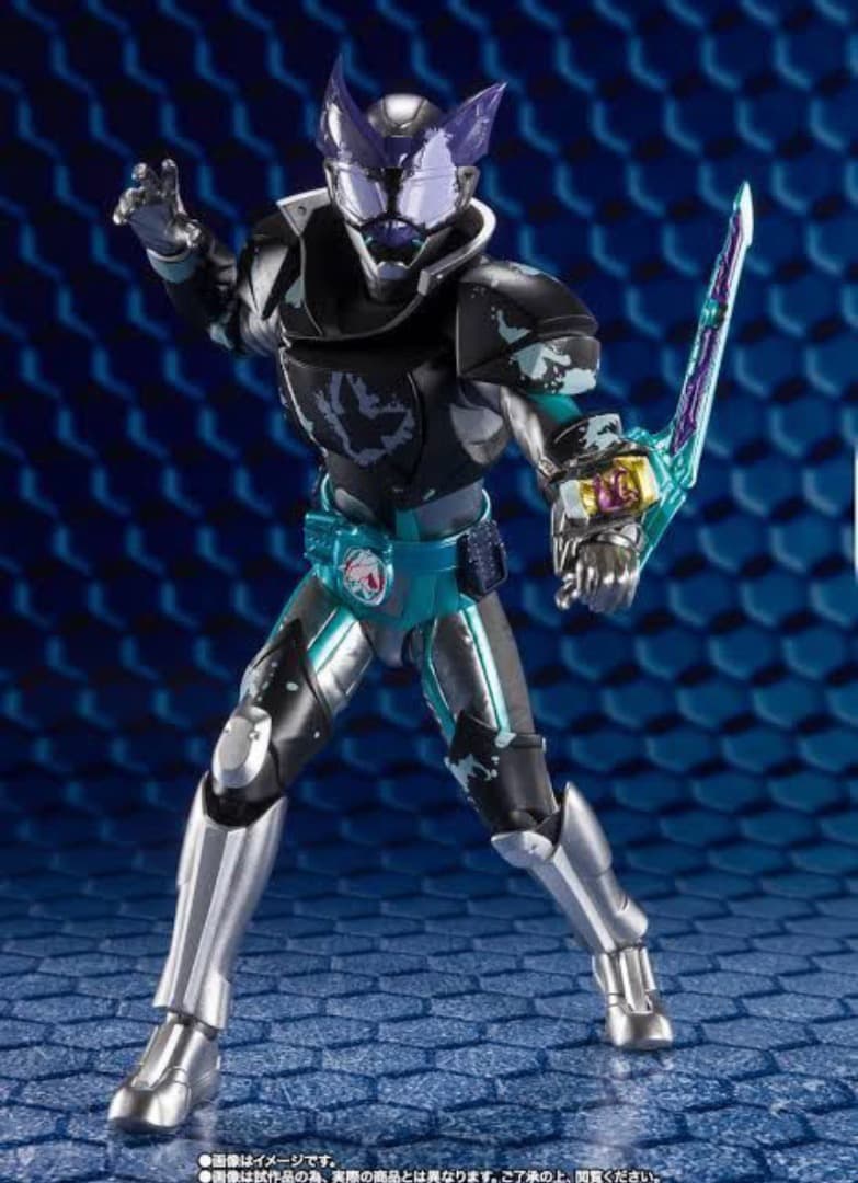 プレミアムバンダイS.H.Figuarts 仮面ライダーエビル バットゲノム