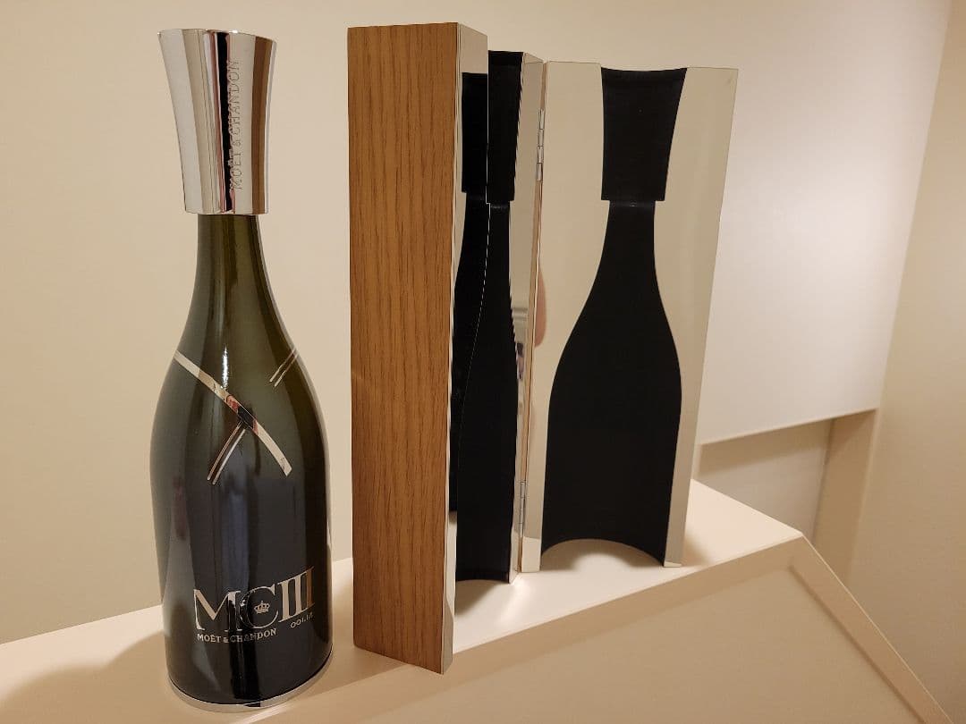 モエ　シャンドンMC3木箱入り空瓶