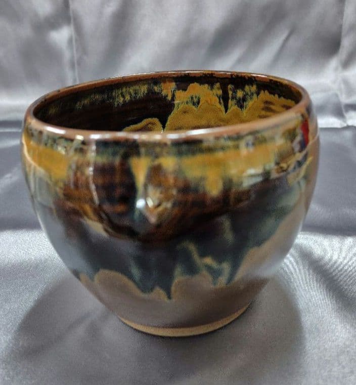 高取作　建水　茶器　煎茶　抹茶　茶道具　昭和レトロ　【新品　未使用品】貴重品