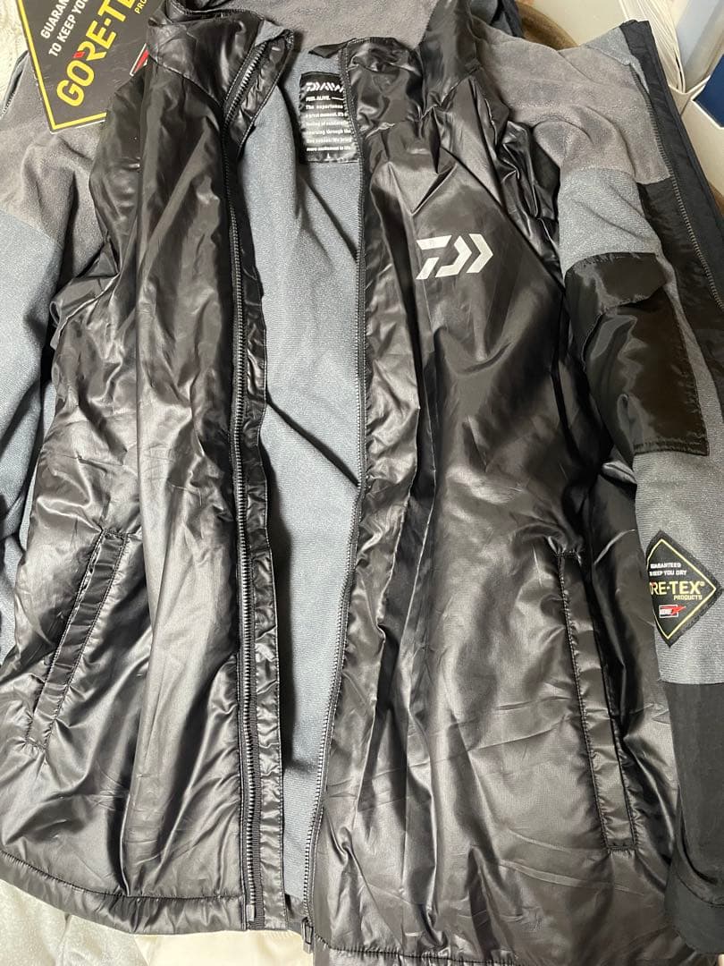 ダイワ GORE-TEX フィッシングスーツ Lサイズ