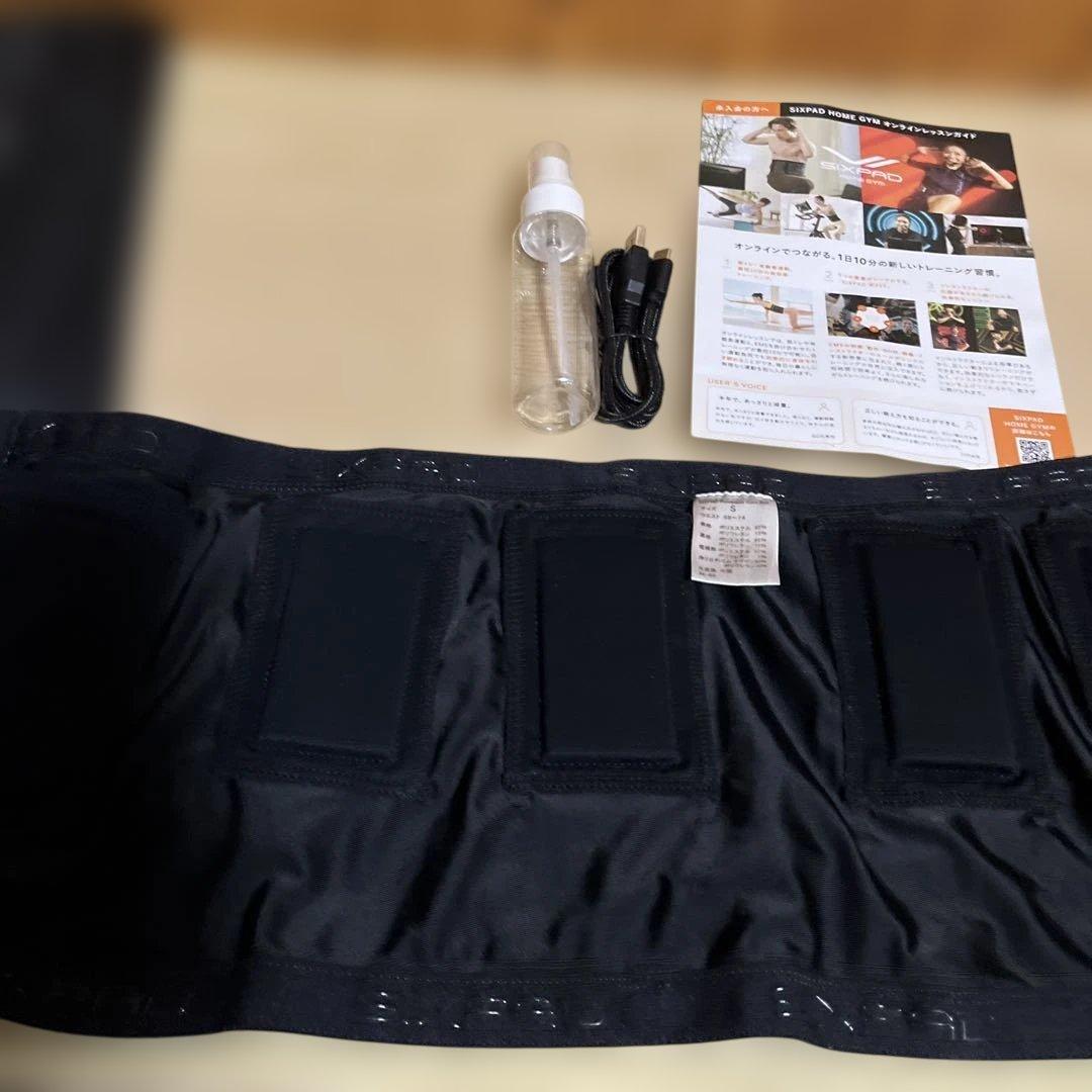 美品Sサイズ　シックスパット　パワースーツコアベルト、コントローラ付