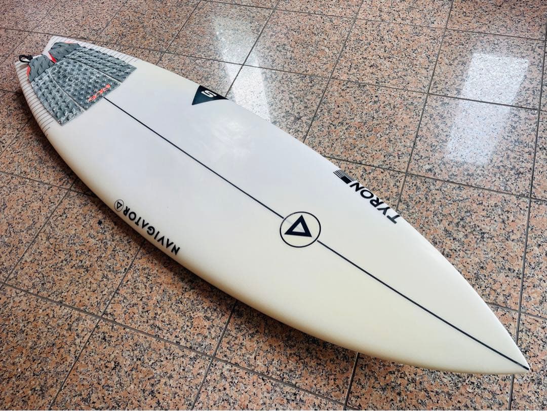 ナビゲーターEPS 5フィン中古　5.9