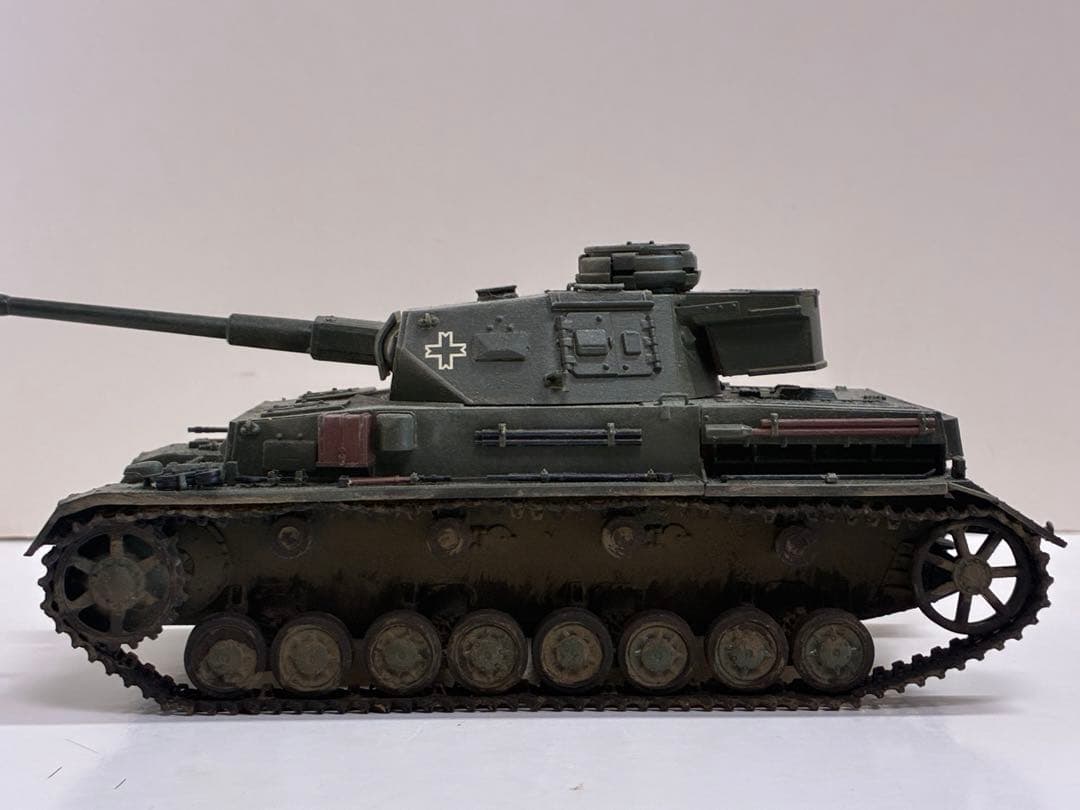 ルーマニア　IV号戦車G型初期生産車　タミヤ　1/35完成品　模型　プラモデル