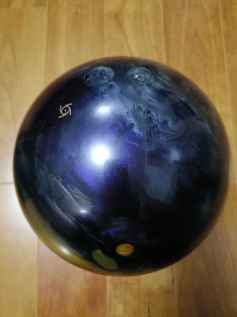 Storm Phaze 4 ボウリングボール 14ポンド