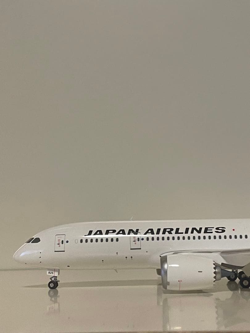 Phoenix JAL B787-8 JA825J 1/200【最終価格】