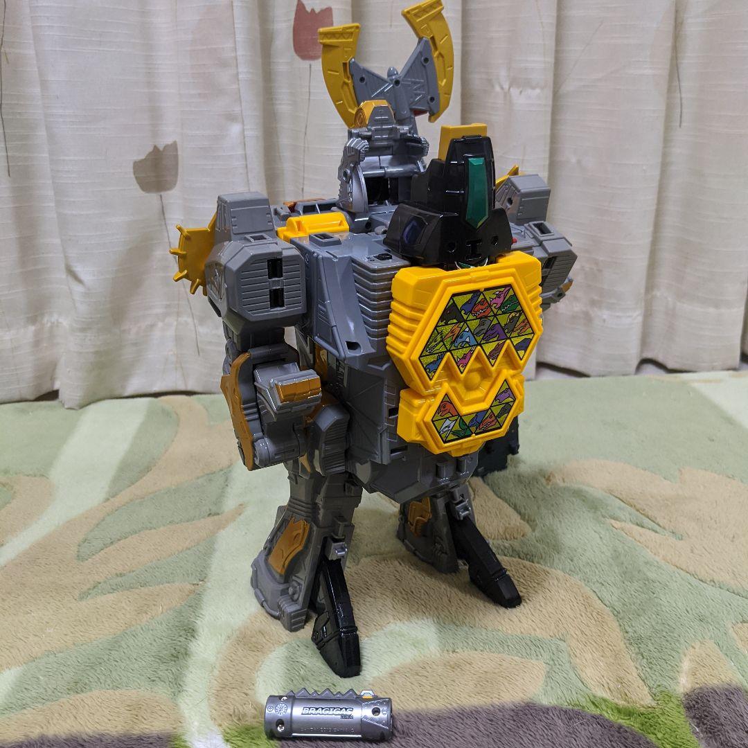 ギガントブラギオー　ブラギガス　獣電戦隊　キョウリュウジャー　ロボット　ロボ
