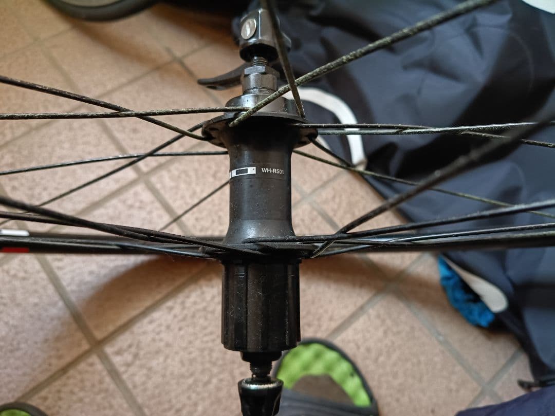 自転車　ロード　ホイールセット　カンパニョーロケース付き