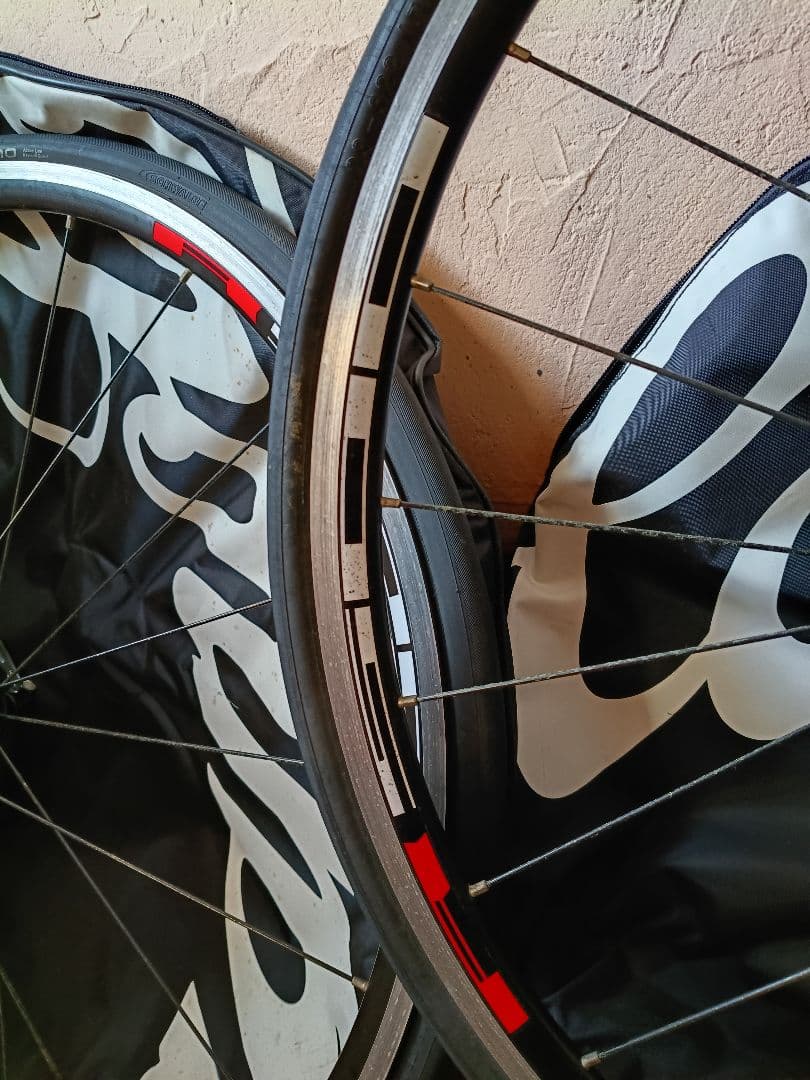 自転車　ロード　ホイールセット　カンパニョーロケース付き