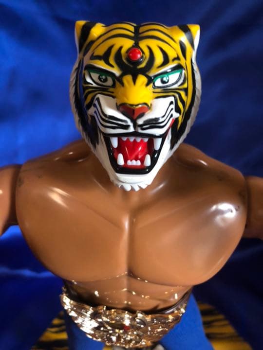 無敵の覆面王者！！タイガーマスク二世！！見参！！フィギュア　超合金