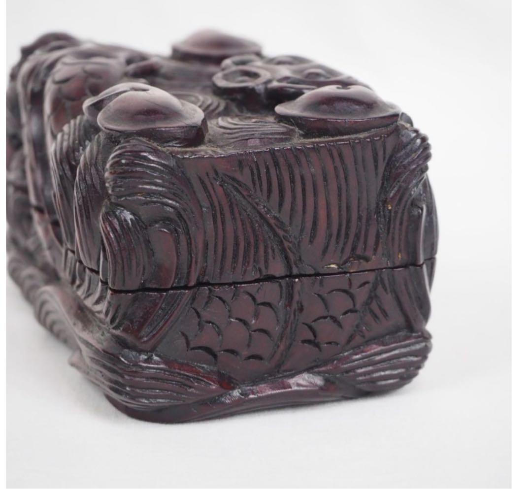 送料無料　時代物　唐木花梨　龍彫刻刳貫小箱