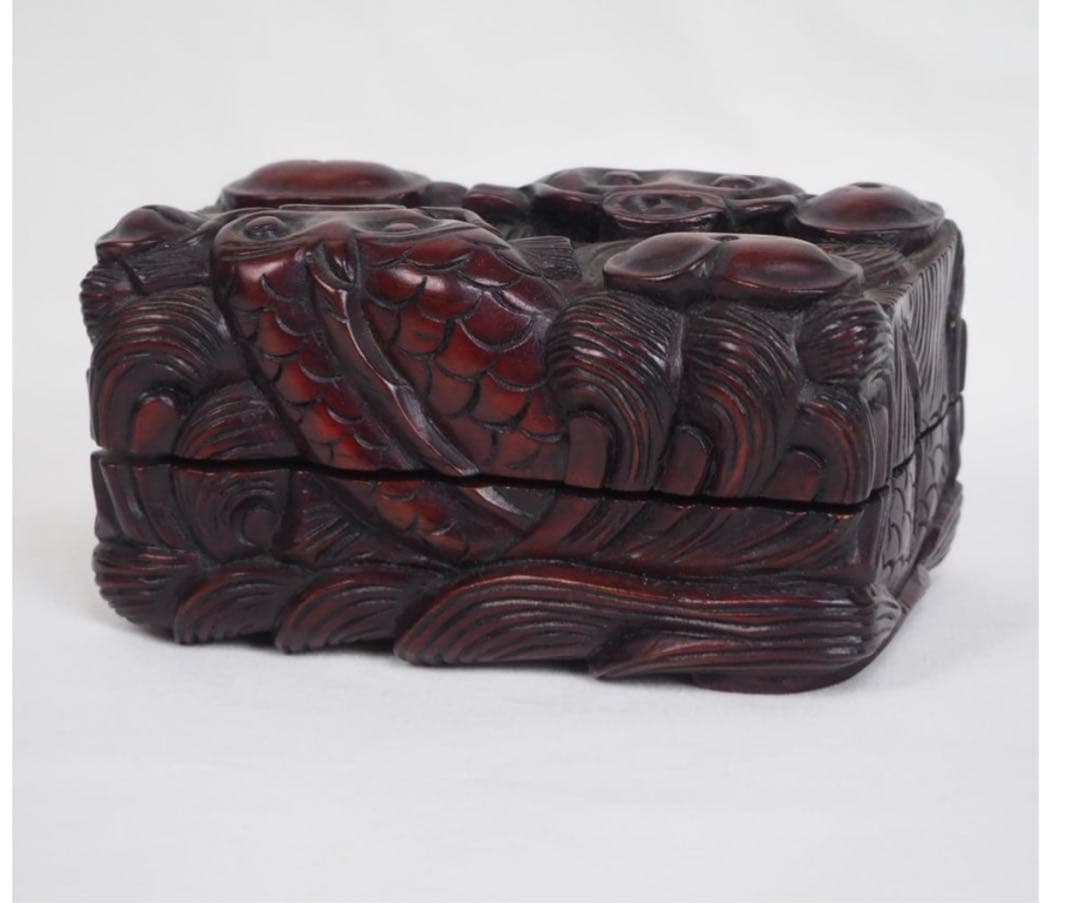 送料無料　時代物　唐木花梨　龍彫刻刳貫小箱