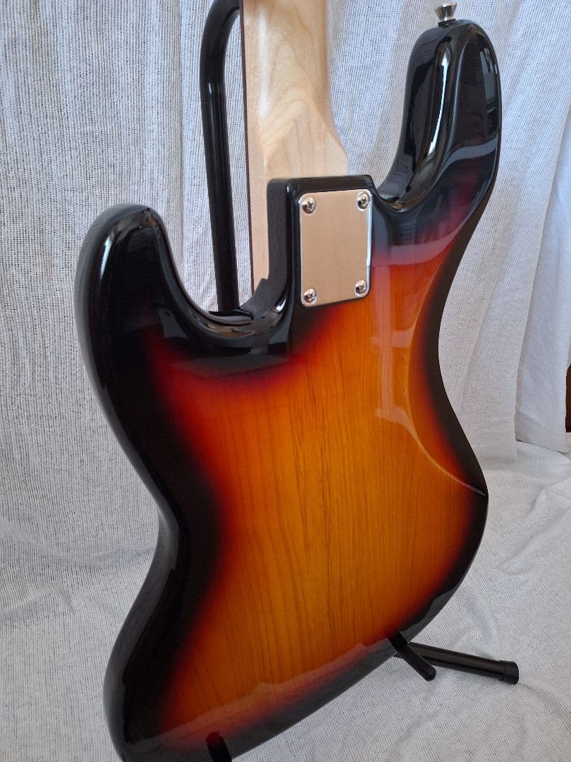 【美品】Bacchus フレットレスベース Universe Series