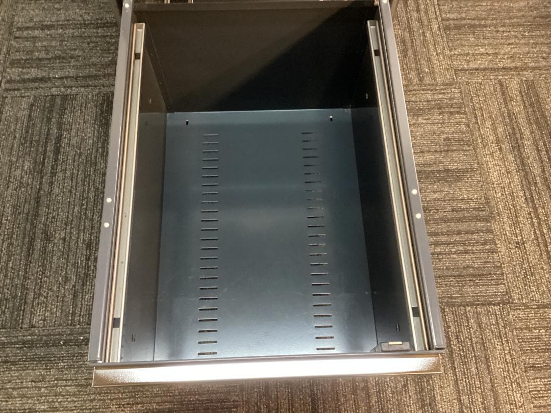 鍵付き　USMハラー　ロールボーイ　２段　デスクワゴン　アントラサイト　B