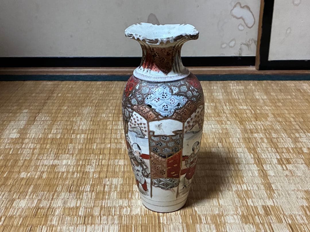 明治期 薩摩焼 金彩 色絵 人物紋 花入 時代物 印あり 箱入
