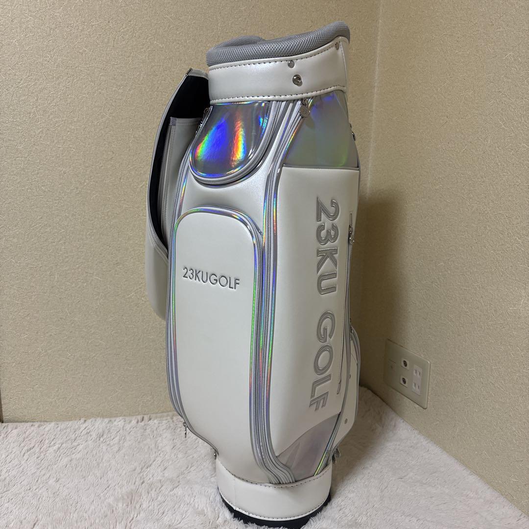 【新品未使用品】23KUGOLF キャディバッグ ホワイト　ホログラム　白