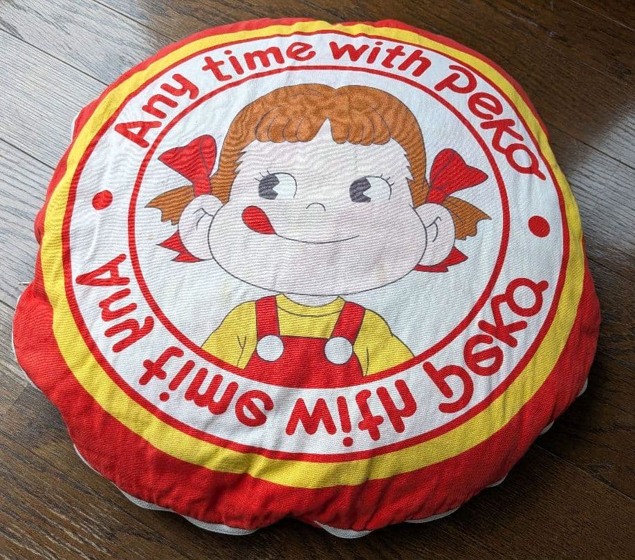 【非売品　レア】ペコちゃん クッションブランケットストライプ）コレクターアイテム