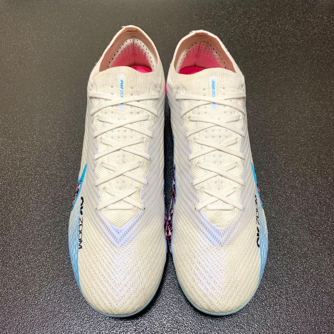 【超貴重品】ナイキ マーキュリアル ヴェイパー 15 AG-PRO