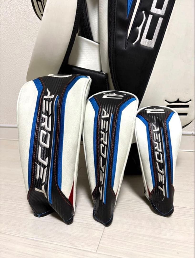 VEZEL x COBRA キャディバッグ