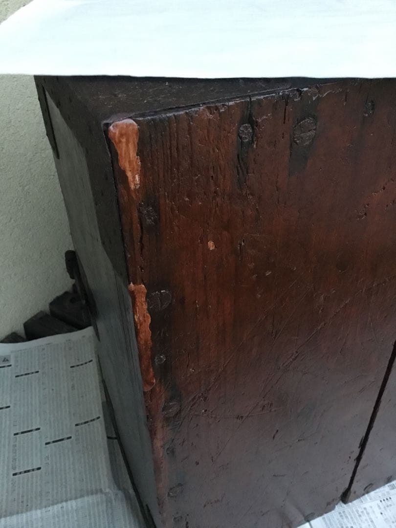 昔の箱です、重いです。　難あり