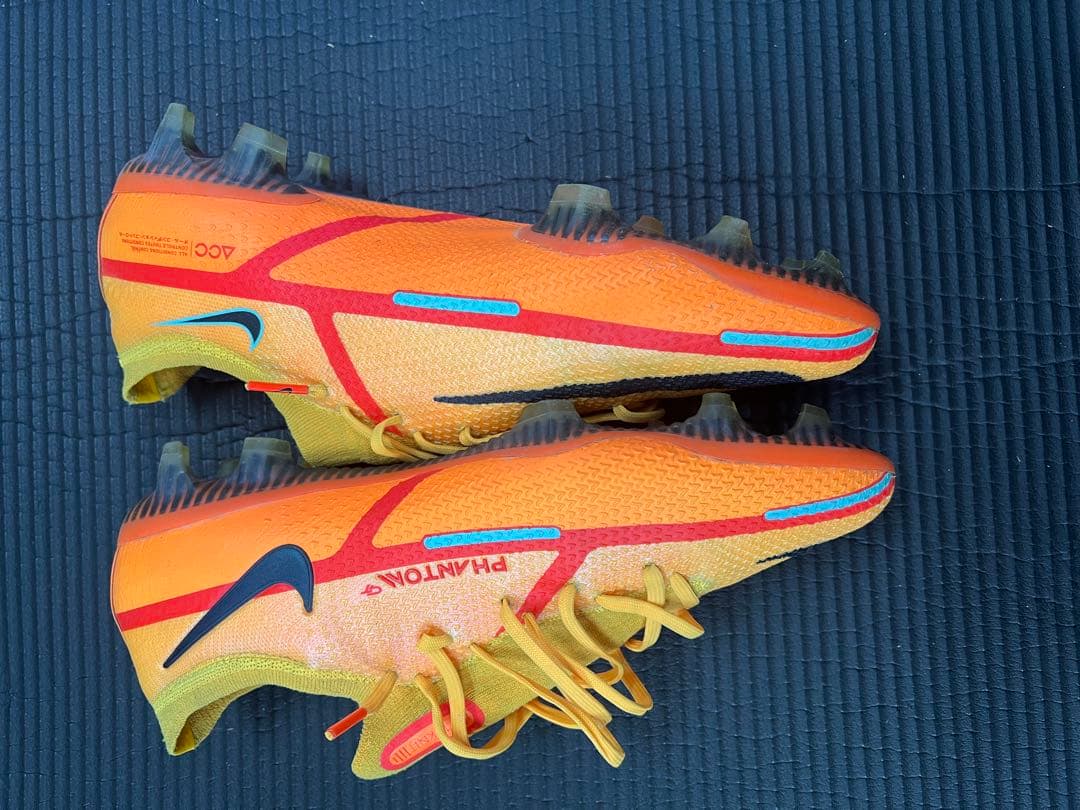 Nike Phantom GT イエロー/オレンジ スパイクシューズFG