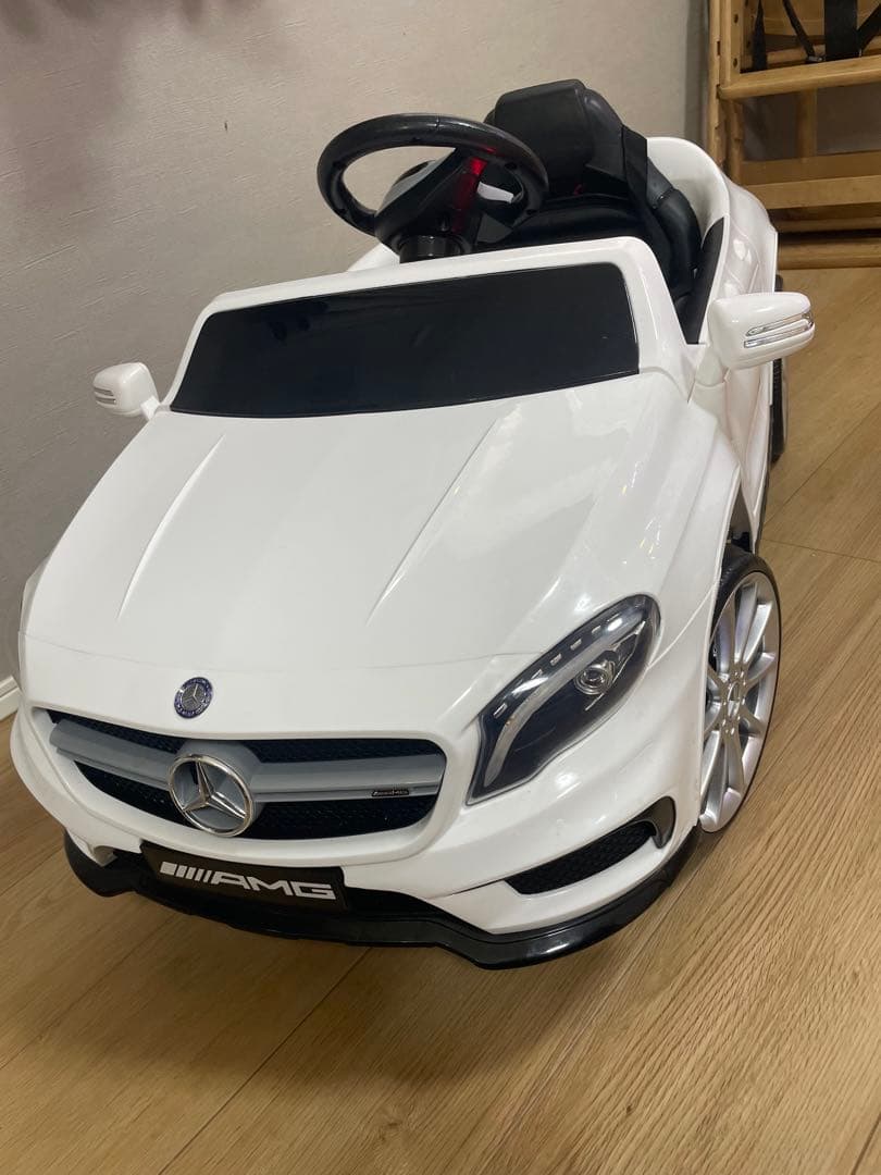 メルセデス・ベンツ 乗用ラジコンカー