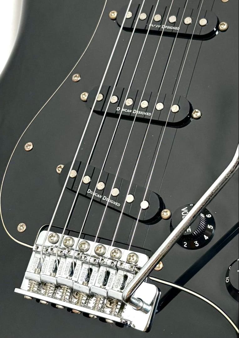 【新品弦張替済】Squier ストラトキャスター ラージヘッド/DUNCAN