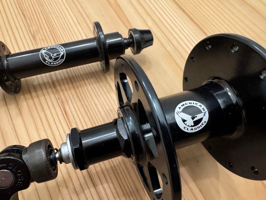 AMERICAN CLASSIC USA 前後ハブセット　新品